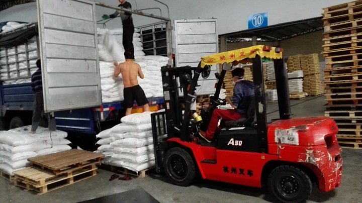 攜帯電話ケース用(yòng)のPCC6555プラスチック材料用(yòng)Weixinを探す